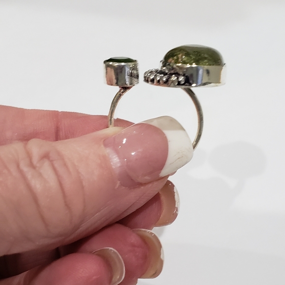 Beautiful, Handmade Unique Unakite Peridot Gem 925 Ring - Picture 3 of 15